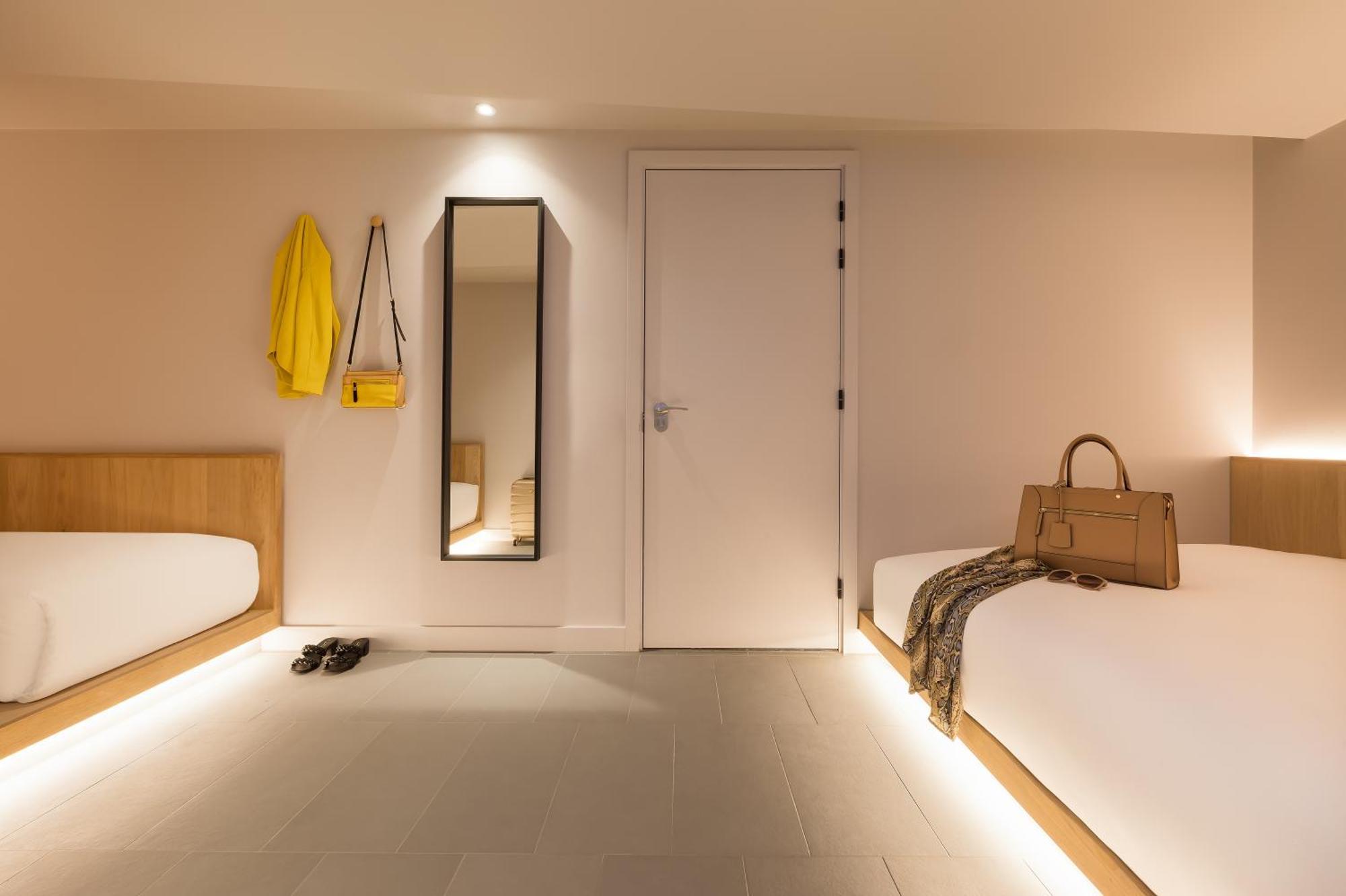 Zedwell Underground Hotel Tottenham Court Rd Лондон Номер фото