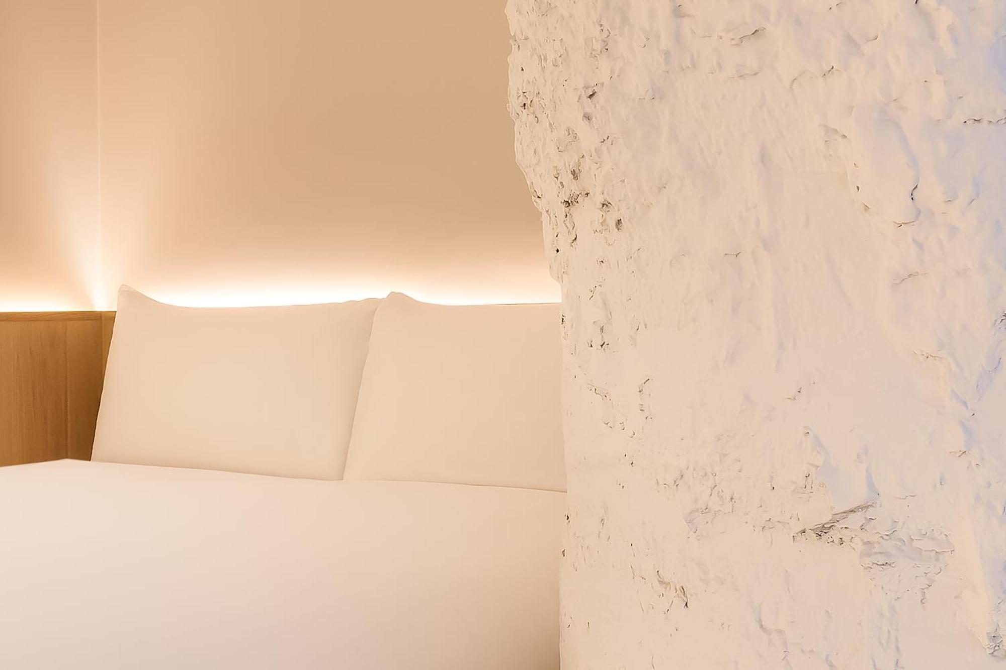 Zedwell Underground Hotel Tottenham Court Rd Лондон Номер фото